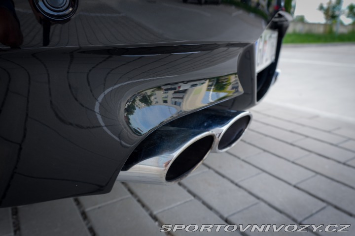BMW M6 E63 V10 SMG 2005
