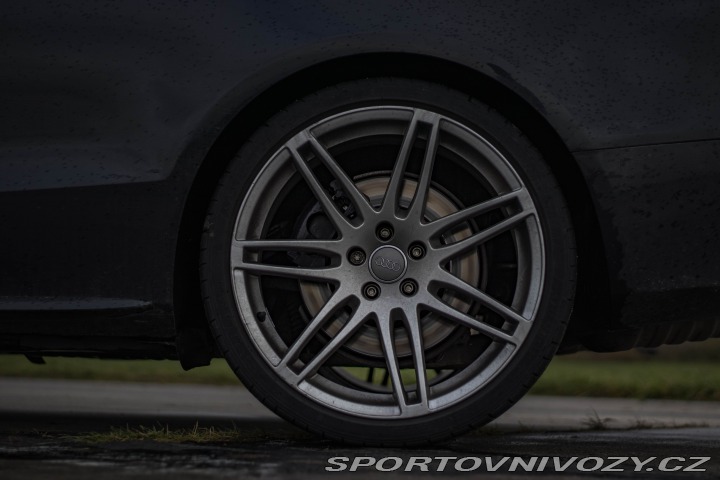 Audi S5 2009