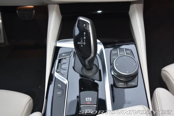 BMW 5 M550dX 2018