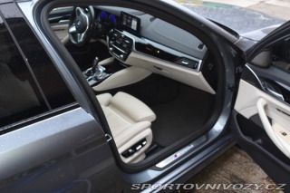 BMW 5 M550dX 2018