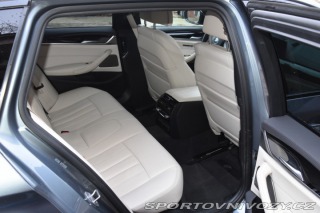 BMW 5 M550dX 2018