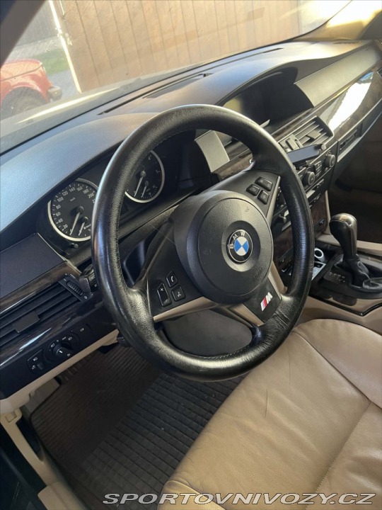 BMW 5 3,0 2004