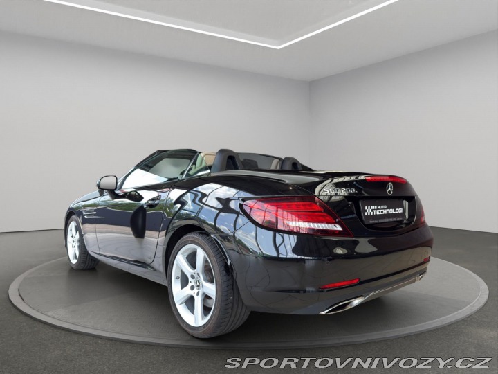 Mercedes-Benz SLC 200 Roadster 2017