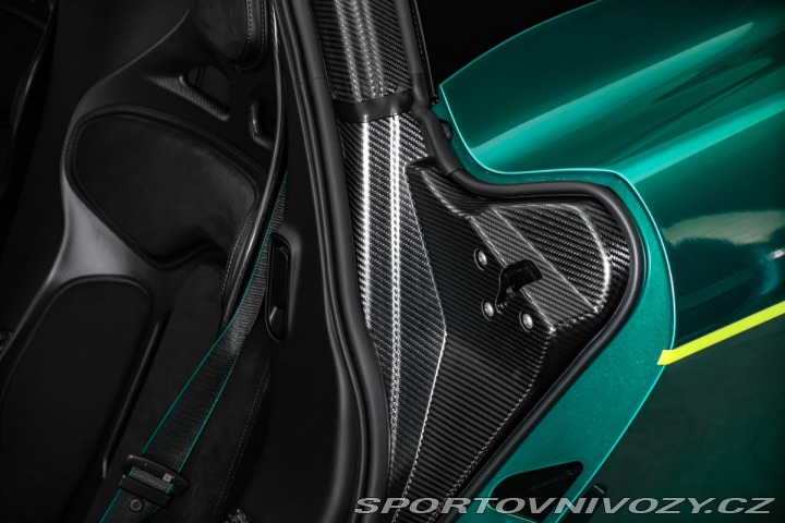Aston Martin Ostatní modely Valhalla 2026