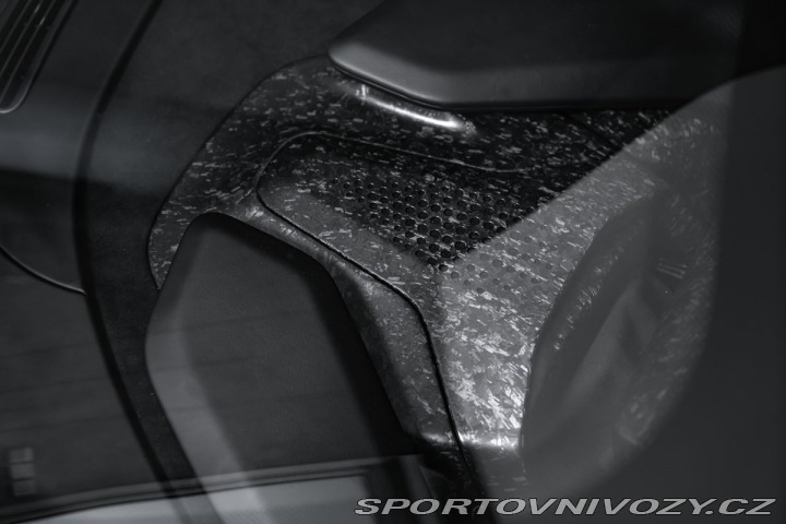 Aston Martin Ostatní modely Valhalla 2026