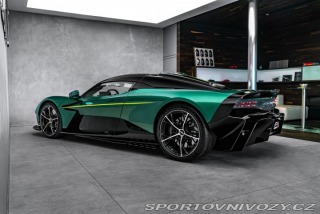 Aston Martin Ostatní modely Valhalla 2026