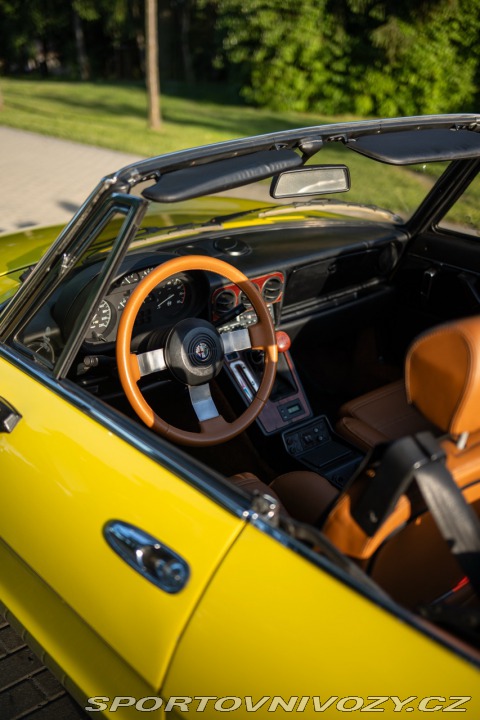 Alfa Romeo Spider 2.0 92kw 1989