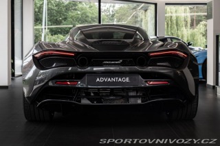 McLaren 720S 2022