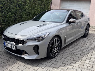 Kia Stinger 