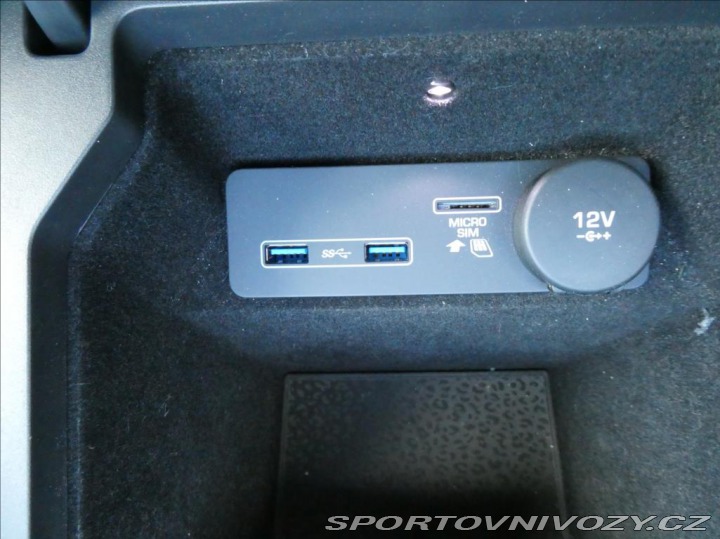 Jaguar E-Pace 2,0 R-Dynamic First EDT,1 2018