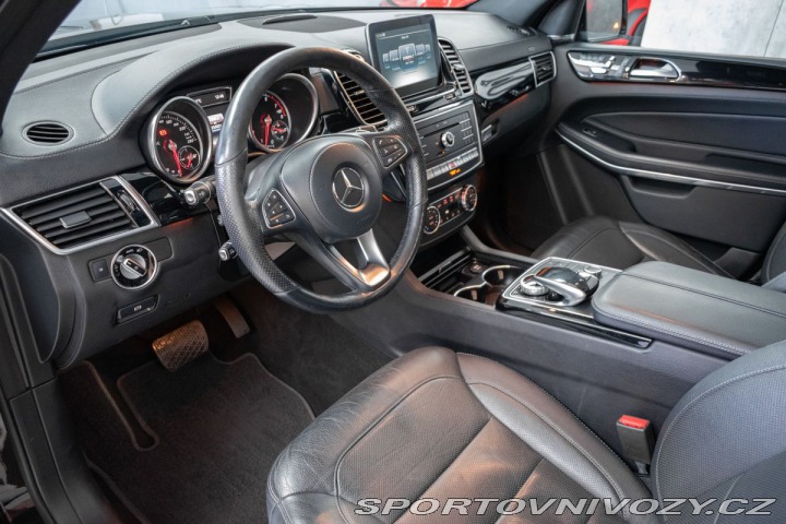 Mercedes-Benz Ostatní modely GLS 500 4MAT*AMG*AIR* REZERVA 2016