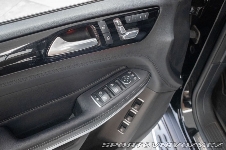 Mercedes-Benz Ostatní modely GLS 500 4MATIC*AMG*AIR*TAŽNÉ* 2016