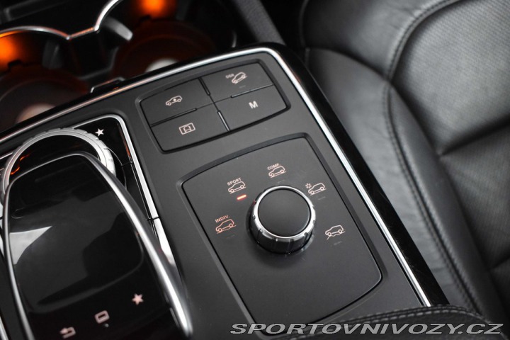 Mercedes-Benz Ostatní modely GLS 500 4MAT*AMG*AIR* REZERVA 2016
