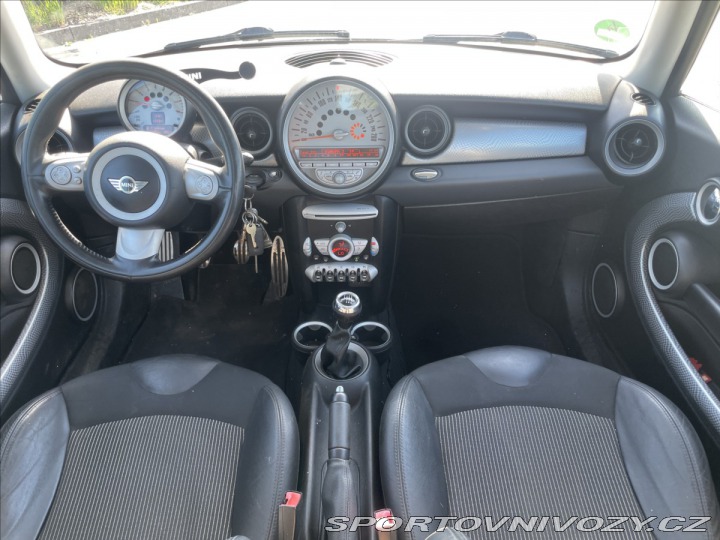 Mini Cooper S 1,6 i 16V 135kw S Panor 2010