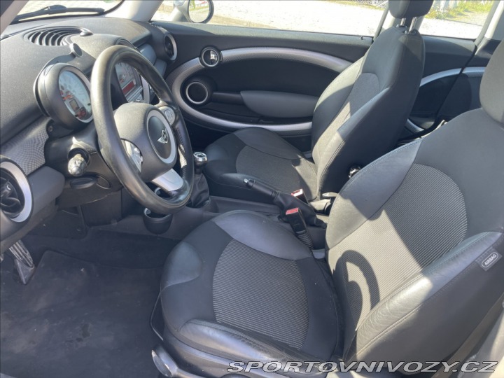 Mini Cooper S 1,6 i 16V 135kw S Panor 2010