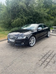 Audi S5 