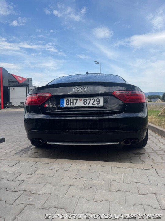 Audi S5  2008