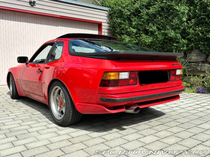 Porsche 944 II 1985