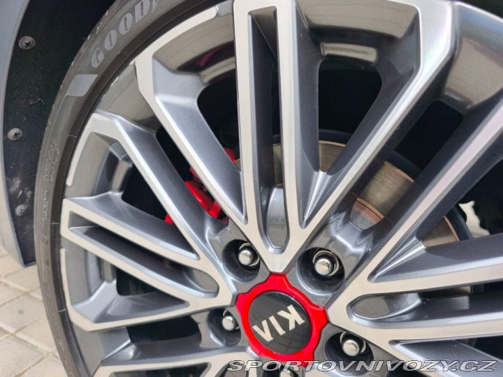 Kia ProCeed 1,6 GT | TOP výbava | T 1800