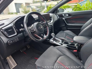 Kia ProCeed 1,6   GT | TOP výbava | T 1800