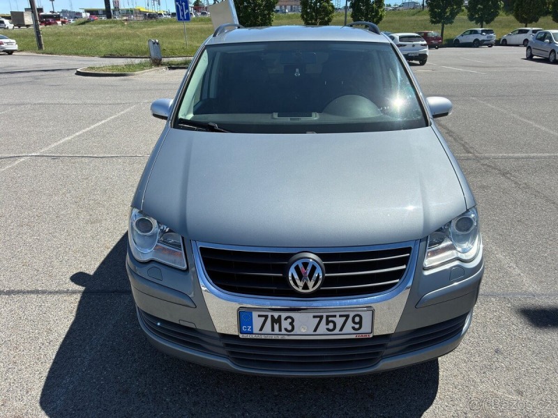 Volkswagen Ostatní modely Touran 2,0 TDI 103kw DSG rv.20