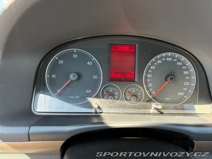 Volkswagen Ostatní modely Touran 2,0 TDI 103kw DSG rv.20 2010