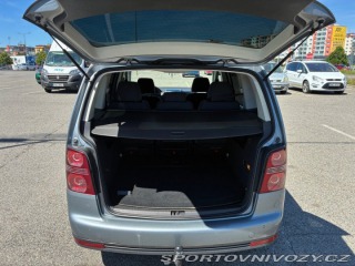 Volkswagen Ostatní modely Touran 2,0   TDI 103kw DSG rv.20 2010