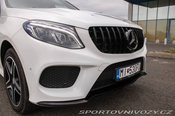 Mercedes-Benz Ostatní modely GLE SUV SUV 350d 4Matic AMG Pake 2016