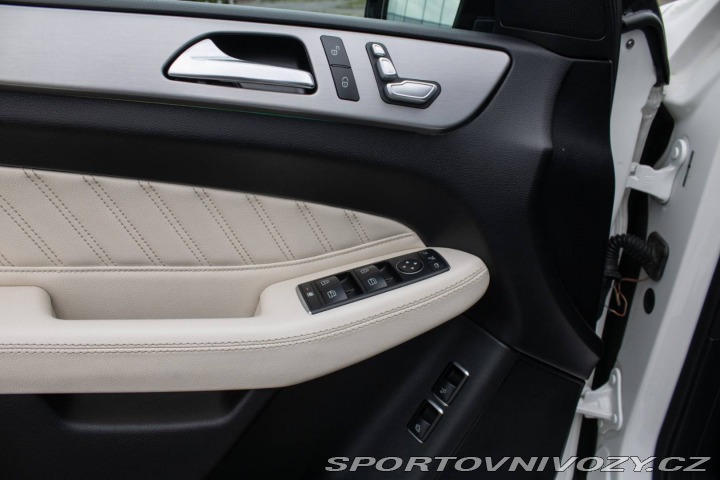 Mercedes-Benz Ostatní modely GLE SUV SUV 350d 4Matic AMG Pake 2016