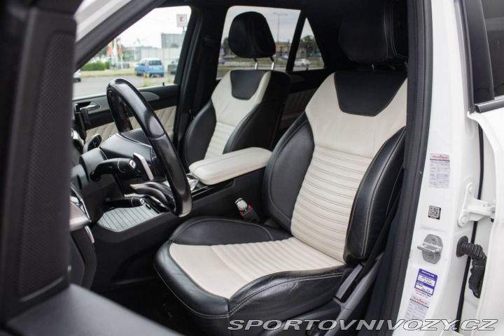 Mercedes-Benz Ostatní modely GLE SUV SUV 350d 4Matic AMG Pake 2016