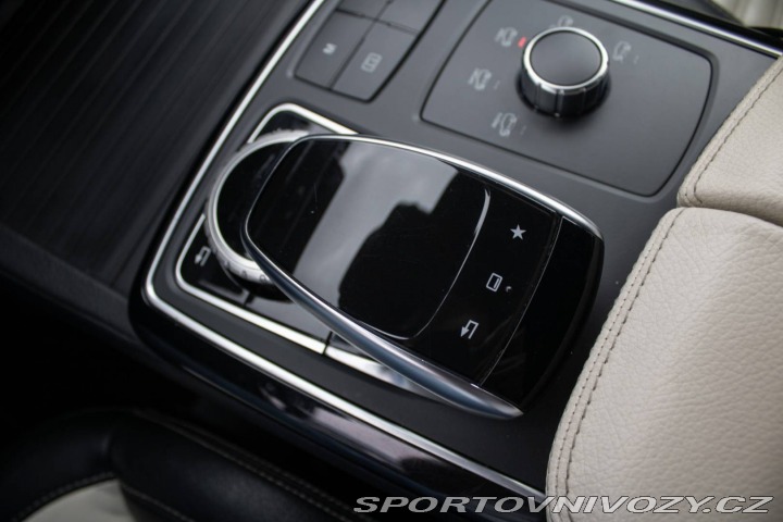Mercedes-Benz Ostatní modely GLE SUV SUV 350d 4Matic AMG Pake 2016