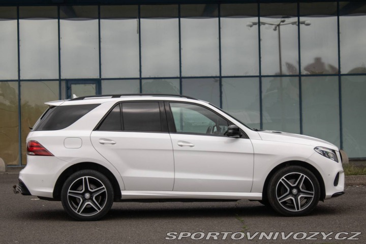 Mercedes-Benz Ostatní modely GLE SUV SUV 350d 4Matic AMG Pake 2016