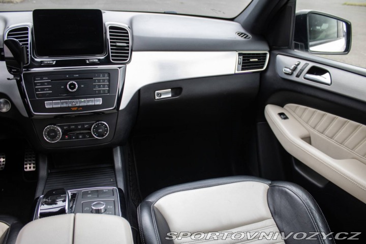 Mercedes-Benz Ostatní modely GLE SUV SUV 350d 4Matic AMG Pake 2016