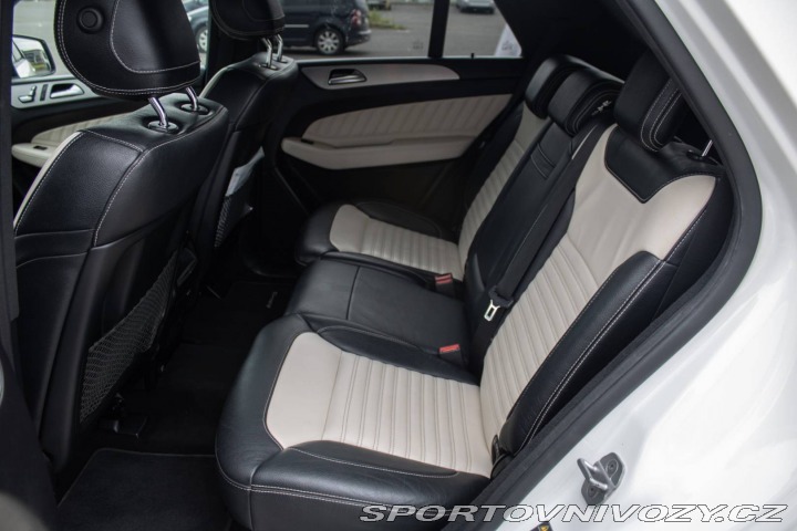 Mercedes-Benz Ostatní modely GLE SUV SUV 350d 4Matic AMG Pake 2016