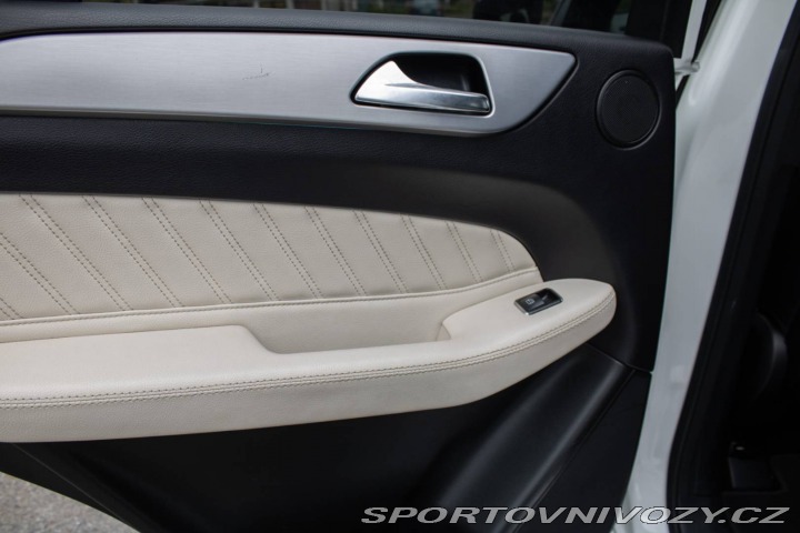 Mercedes-Benz Ostatní modely GLE SUV SUV 350d 4Matic AMG Pake 2016