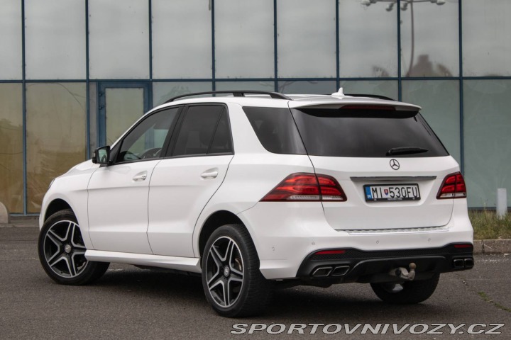 Mercedes-Benz Ostatní modely GLE SUV SUV 350d 4Matic AMG Pake 2016
