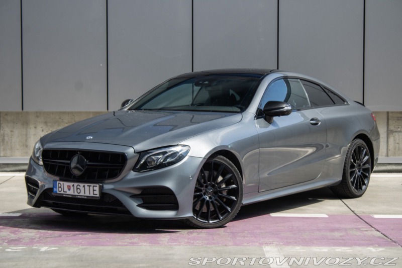 Mercedes-Benz E Kupé 400 4matic A/T