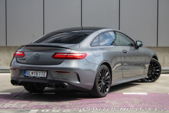 Mercedes-Benz E Kupé 400 4matic A/T 2017