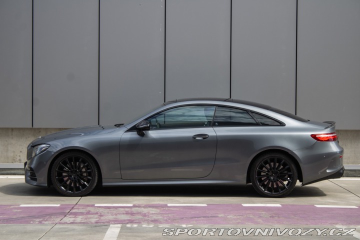 Mercedes-Benz E Kupé 400 4matic A/T 2017