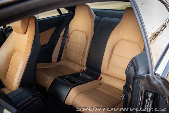 Mercedes-Benz E Kupé  350CDI, 170kW, A7, 2011