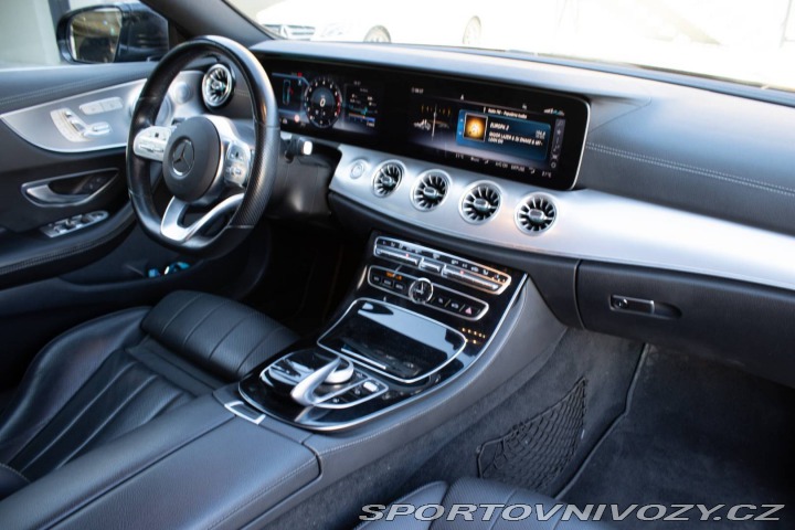Mercedes-Benz E Kupé  450 4matic A/T 2020