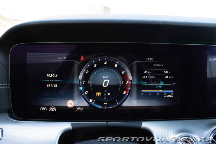 Mercedes-Benz E Kupé 450 4matic A/T 2020