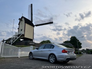 BMW 3 E90 330xi 2008