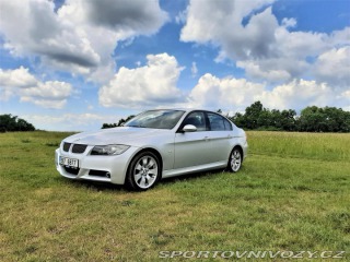 BMW 3 E90 330xi 2008