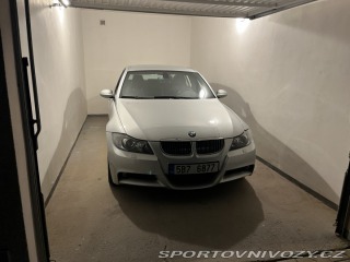 BMW 3 E90 330xi 2008