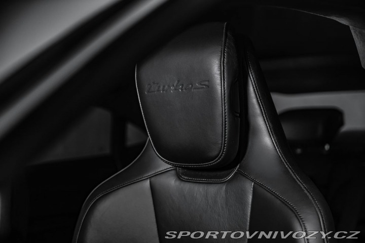 Porsche Taycan Turbo S Keramiky Pano 360 2020