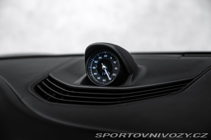 Porsche Taycan Turbo S Keramiky Pano 360 2020