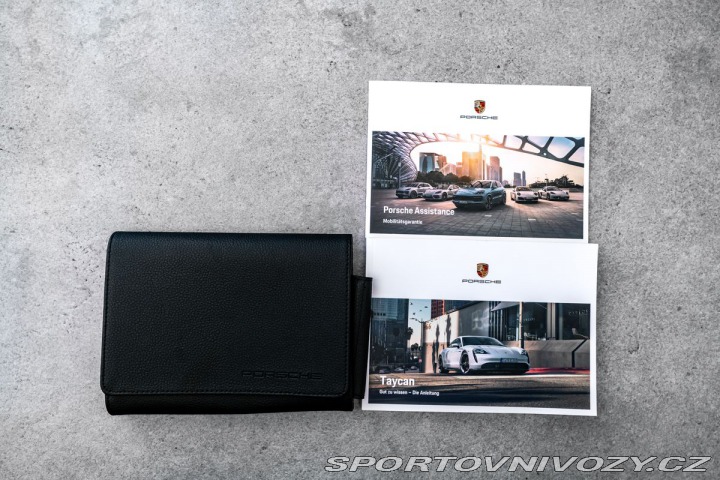 Porsche Taycan Turbo S Keramiky Pano 360 2020