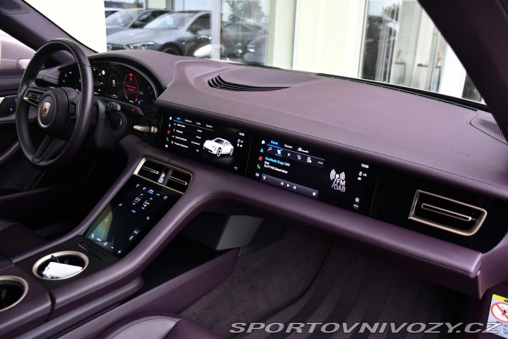 Porsche Taycan PERFORMANCE PLUS 2024