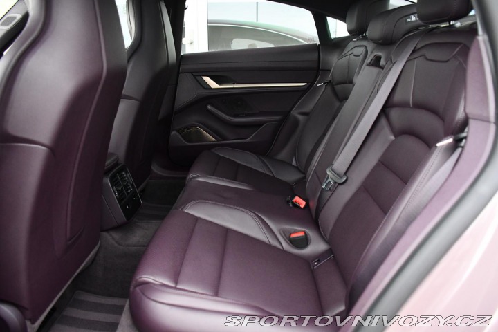 Porsche Taycan PERFORMANCE PLUS 2024
